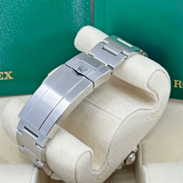 Rolex Sea-Dweller 126600